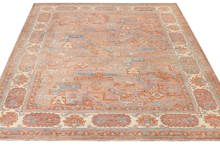 Matta, Ushak, ca. 287 x 245 cm.