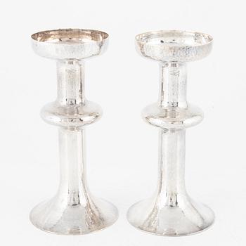 Heinz Decker, a pair of silver candlesticks, Decker Silversmide, Stockholm, 1982.