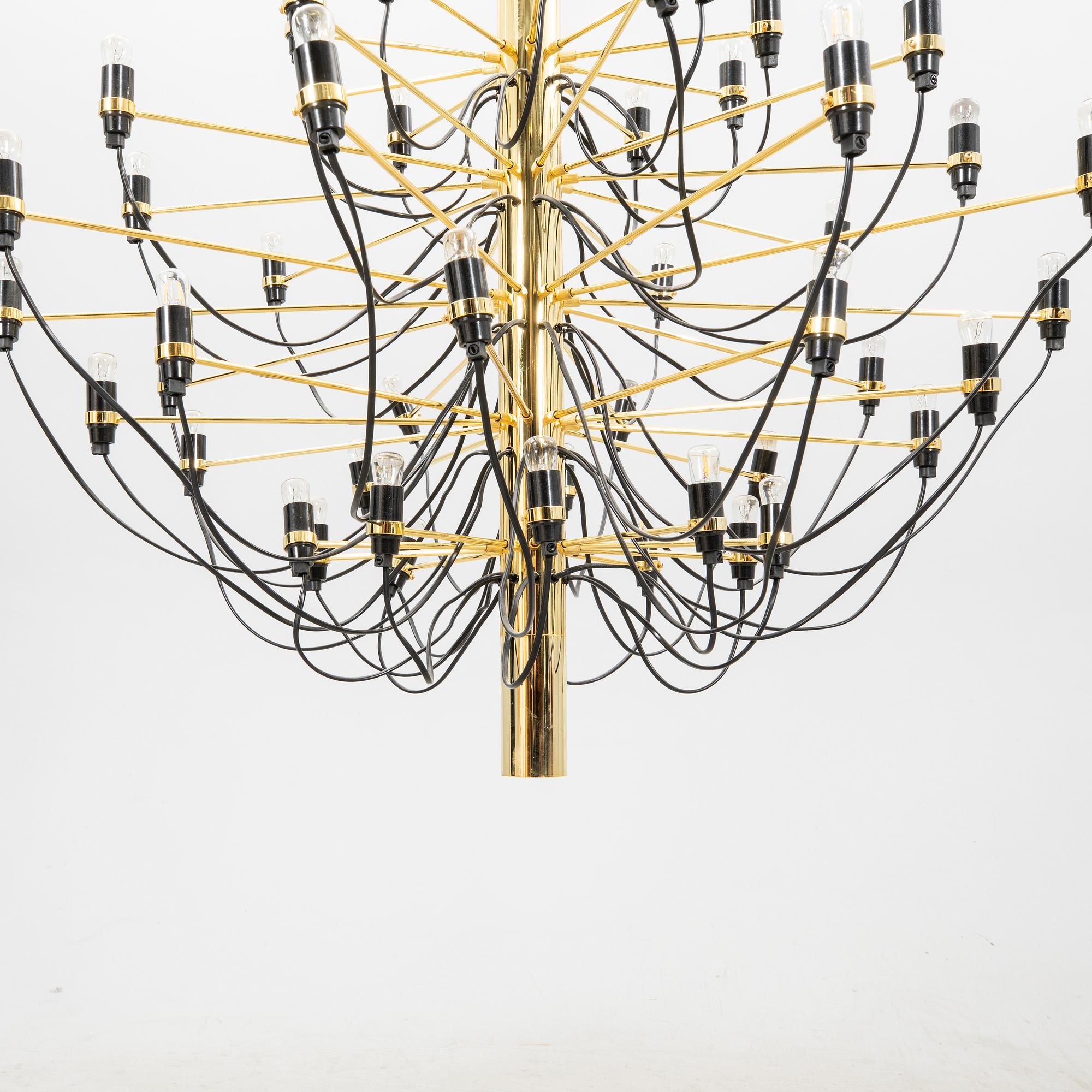 Gino Sarfatti, ceiling lamp model 2097/50 Flos Italy.