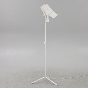 Thomas Bernstrand & Mattias Ståhlbom, golvlampa, "Foto". samtida.