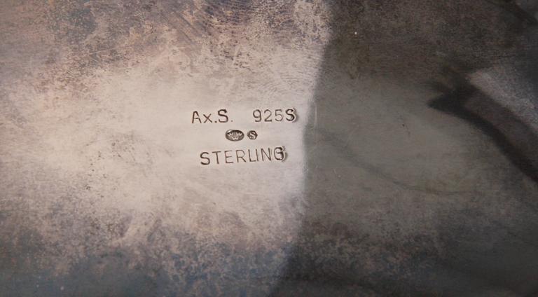 SOCKERSKRIN, silver, rokokostil, svenska importstämplar.