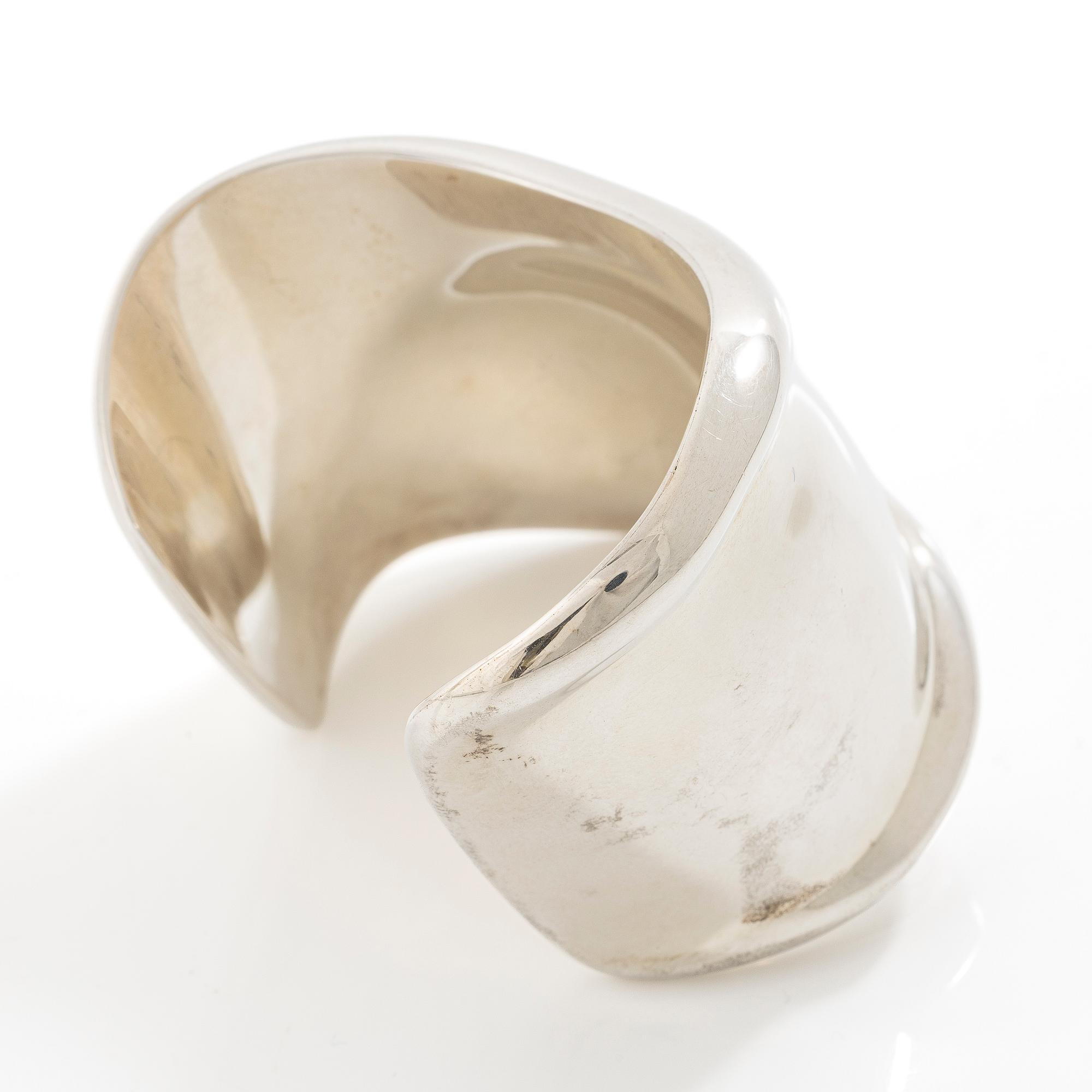 Tiffany & Co, Elsa Peretti, bangle, “Bone Cuff”, sterling silver,
