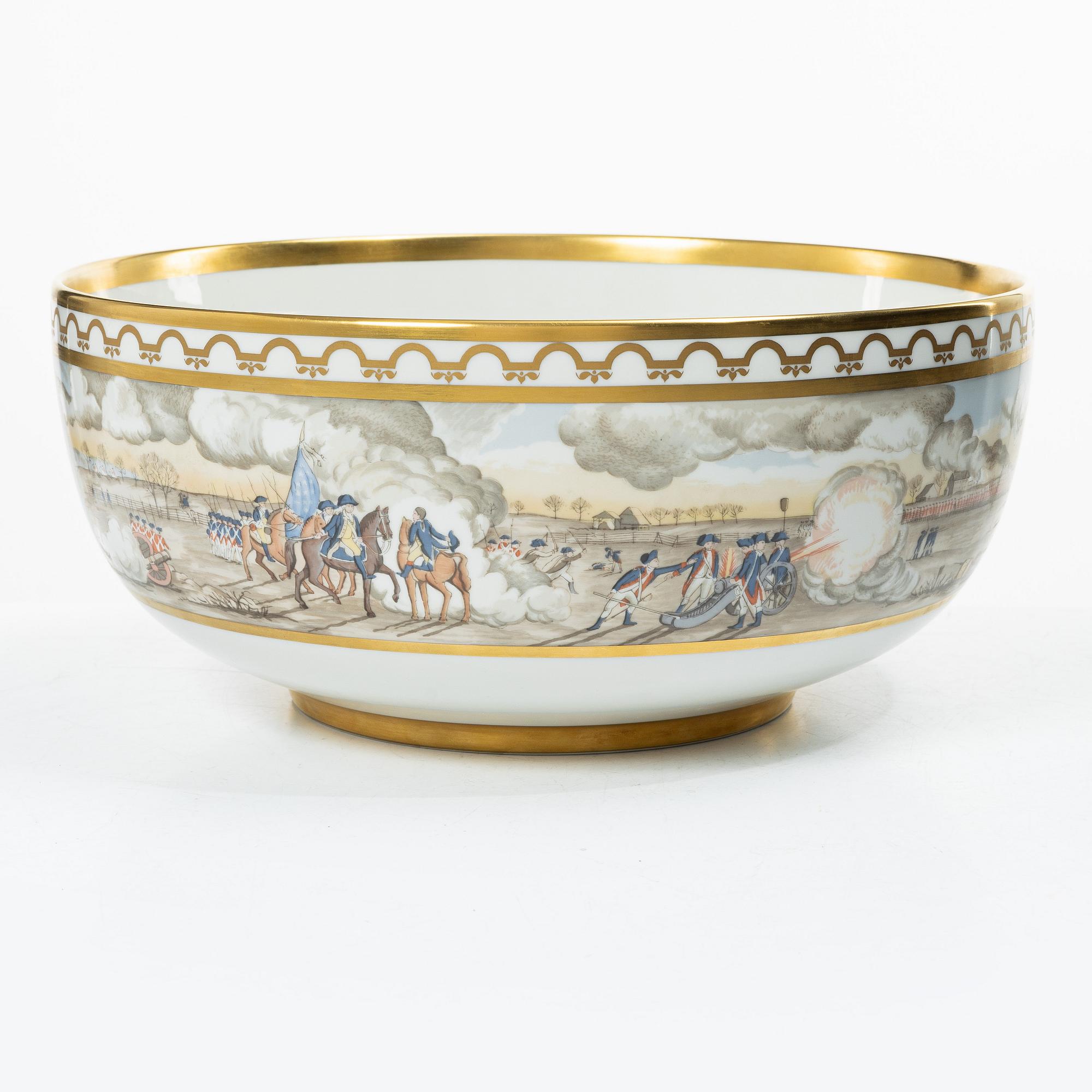 Royal Copenhagen, fire bowl, porcelain, 1975.