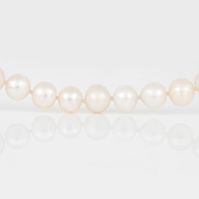 HALSBAND, med odlade sötvattenspärlor samt fasetterade ametister, topaser, kyaniter och månstenar.