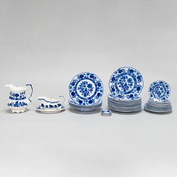 A 59-piece Johnson Brothers 'Holland' Flow Blue creamware dinner  set, first half of the 20th century.