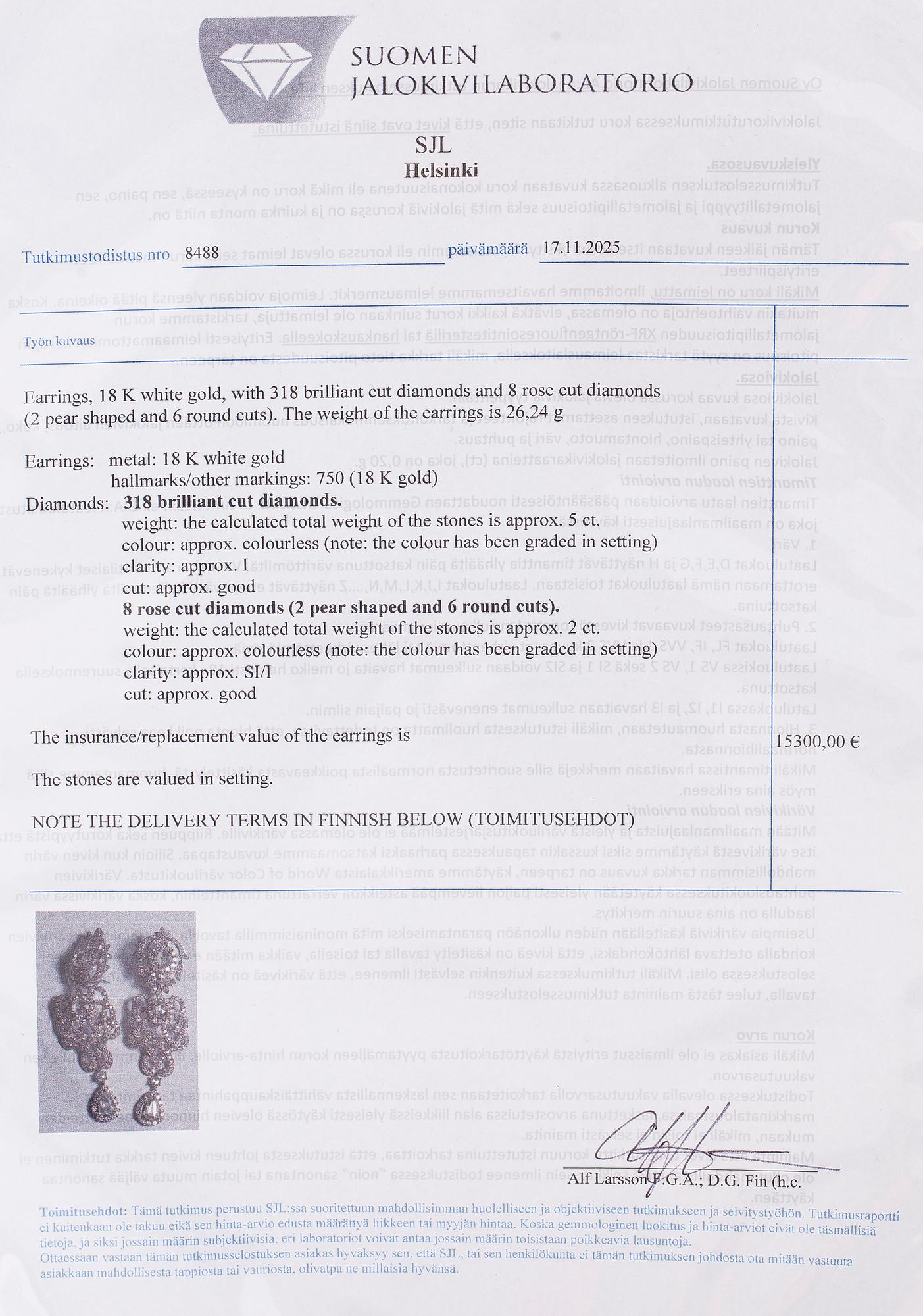 Örhängen, 18K vitguld samt briljant- och rosenslipade diamanter.