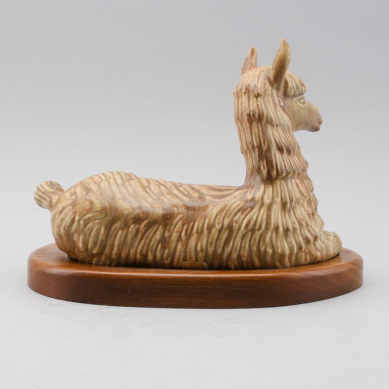 FIGUR, stengods, Gunnar Nylund, Rörstrand, monogramsignerad.