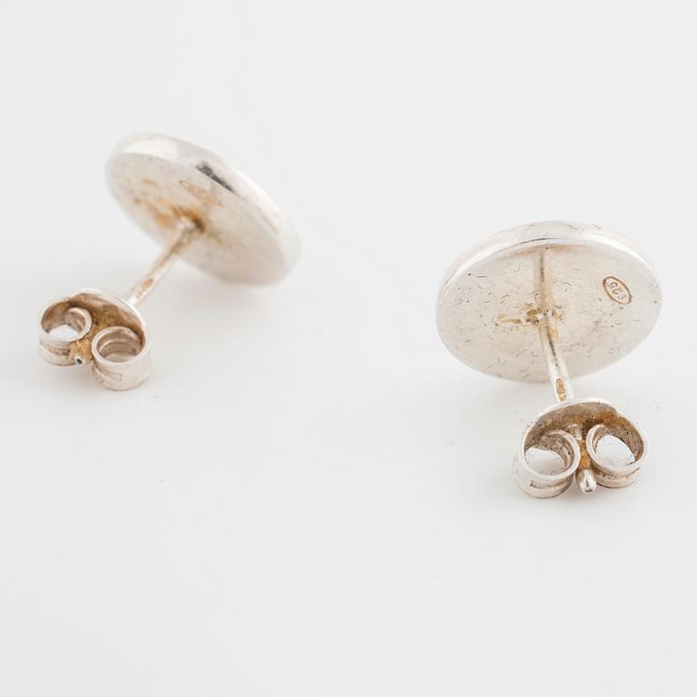 EFVA ATTLING, ARMRING "Twosome cuff" samt ÖRHÄNGEN "Dots ear".