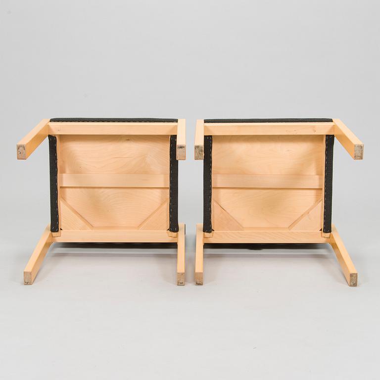 Alvar Aalto, stolar, 4 st, modell 611, Artek 2006.