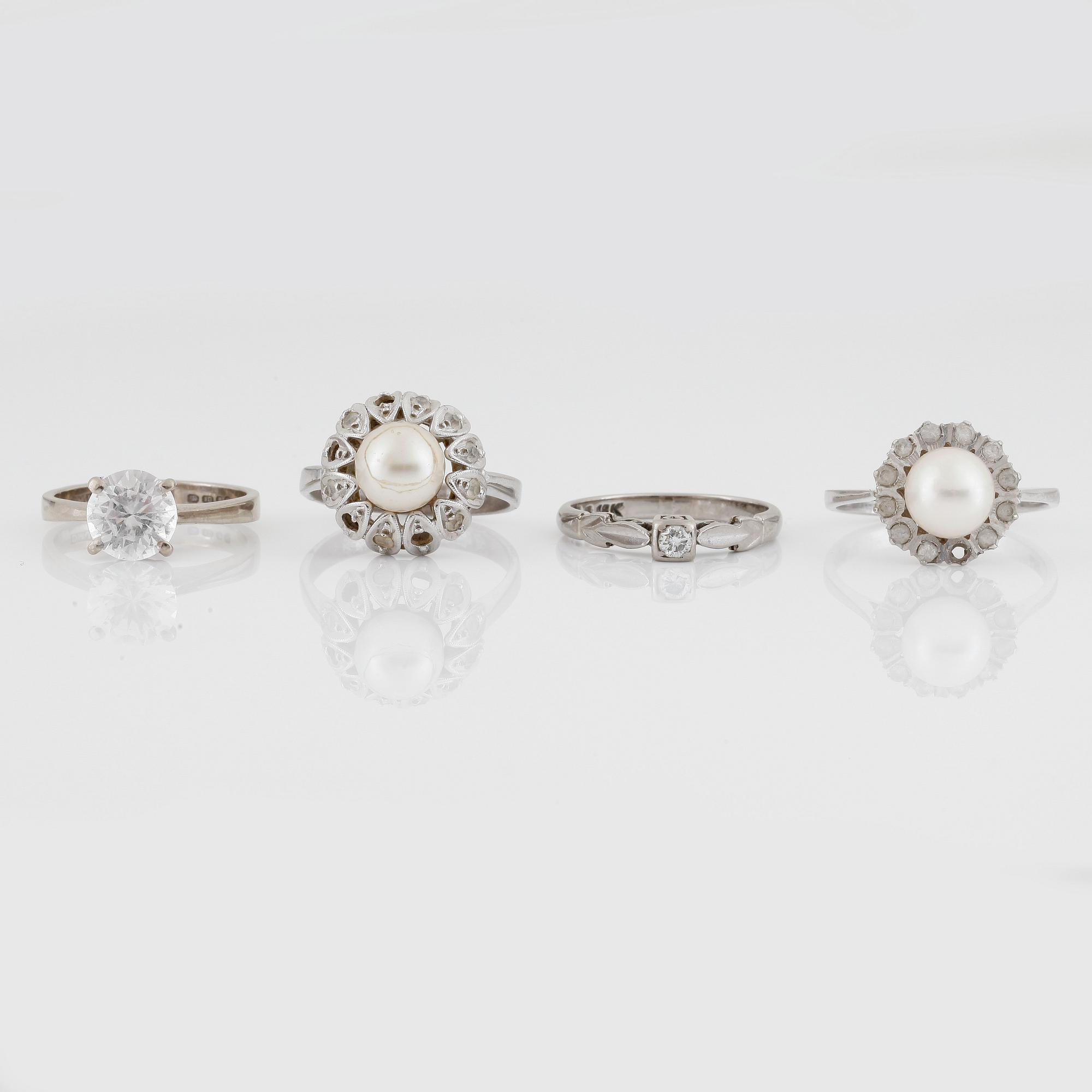 RINGAR, 4st, 18k vitguld. Totalvikt 13g.