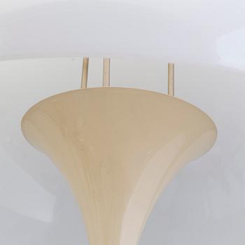 A "PANTELLA" TABLE LAMP DESIGNED BY VERNER PANTON, Louis Poulsen.