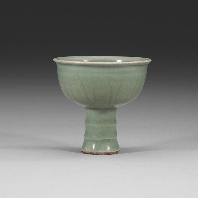 A celadon glazed stem cup, Ming dynasty (1368-1644).
