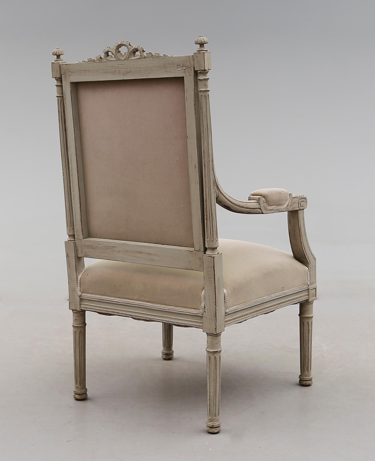 KARMSTOL, Louis Seize-stil, 1900-talets första hälft.