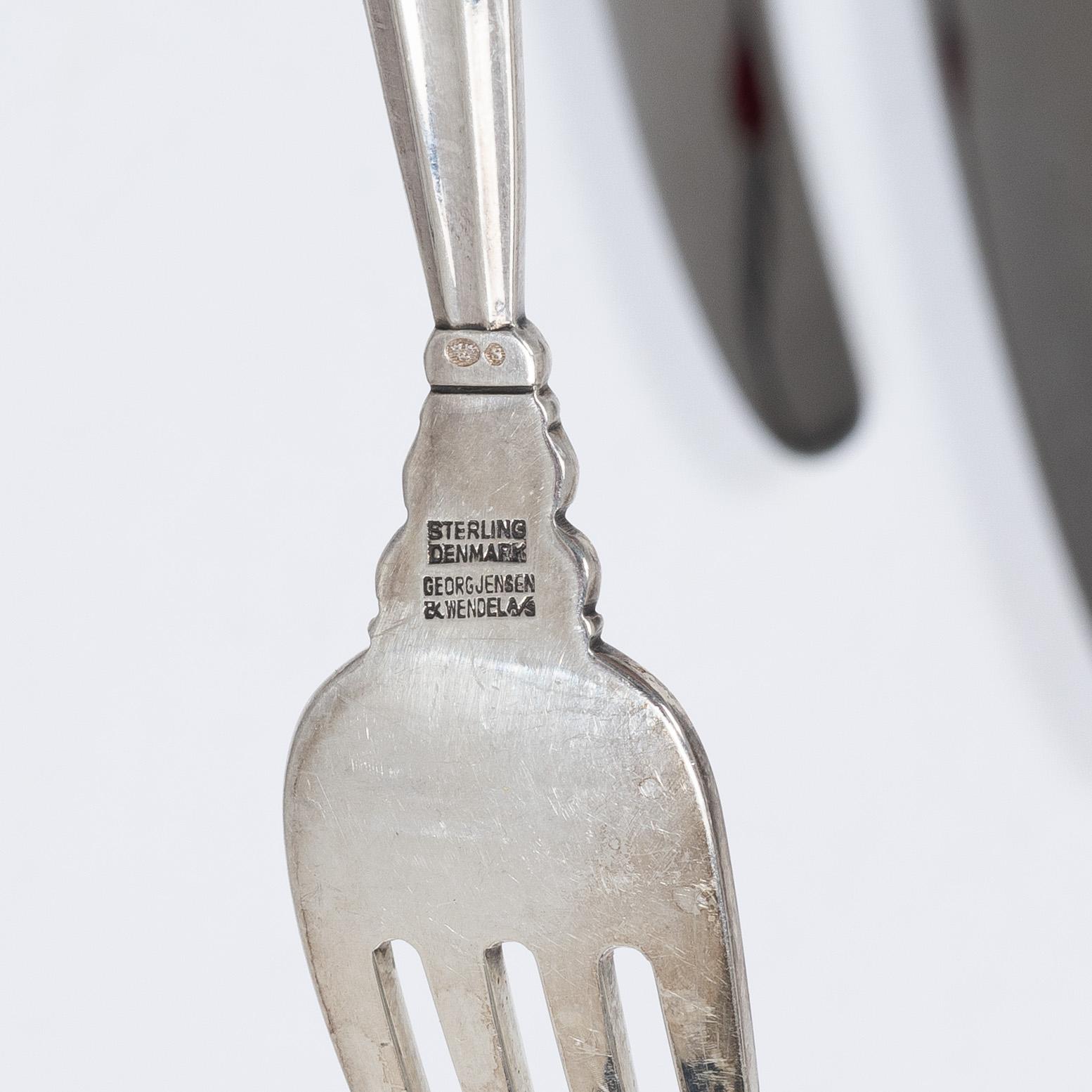 Georg Jensen, bestick, 30 delar, sterling silver, modell "Konge/Acorn", design Johan Rohde, Köpenhamn, Danmark, efter 1945.