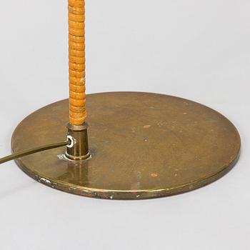 Paavo Tynell, golvlampa, modell 9628 för Idman 1900-talets mitt.