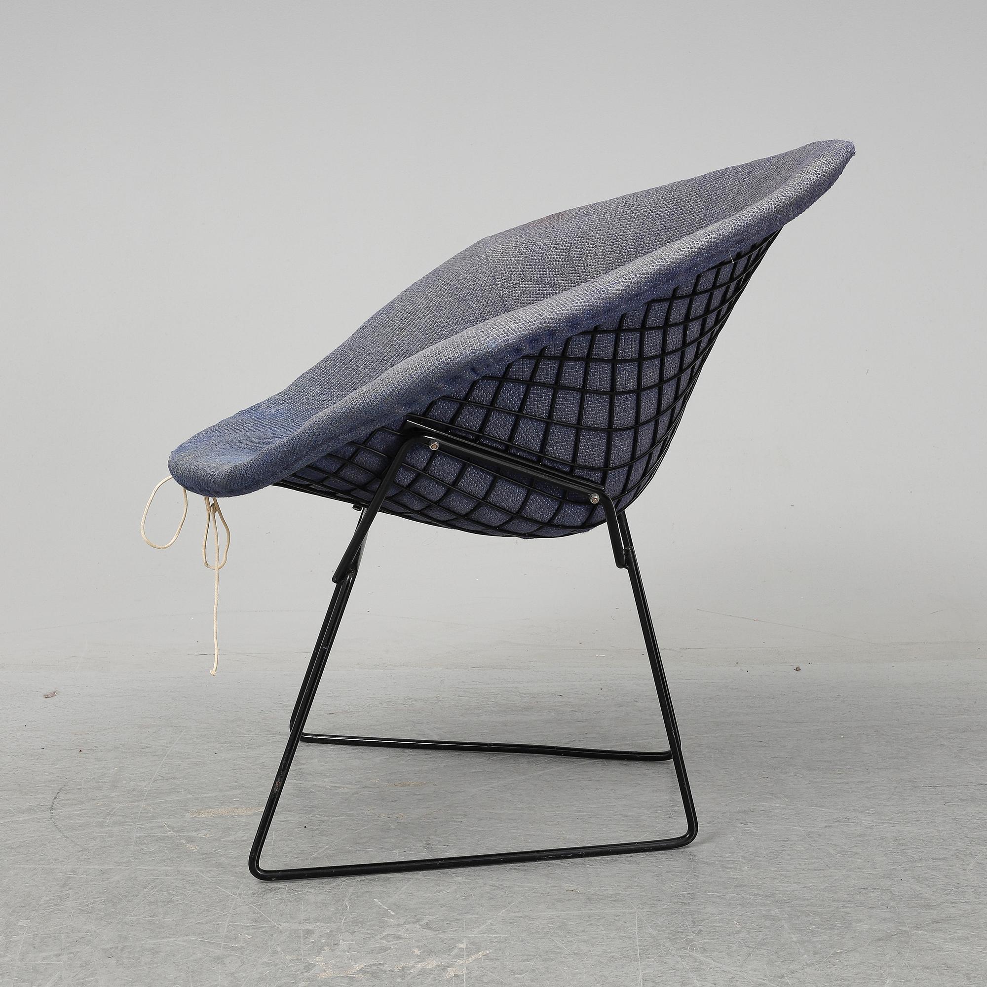 HARRY BERTOIA, STOL "Diamond Chair". Modellen formgiven år 1952.
