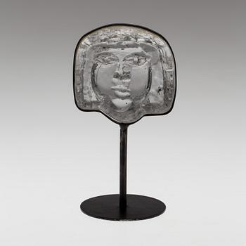 An Erik Höglund glass sculpture, unsigned.