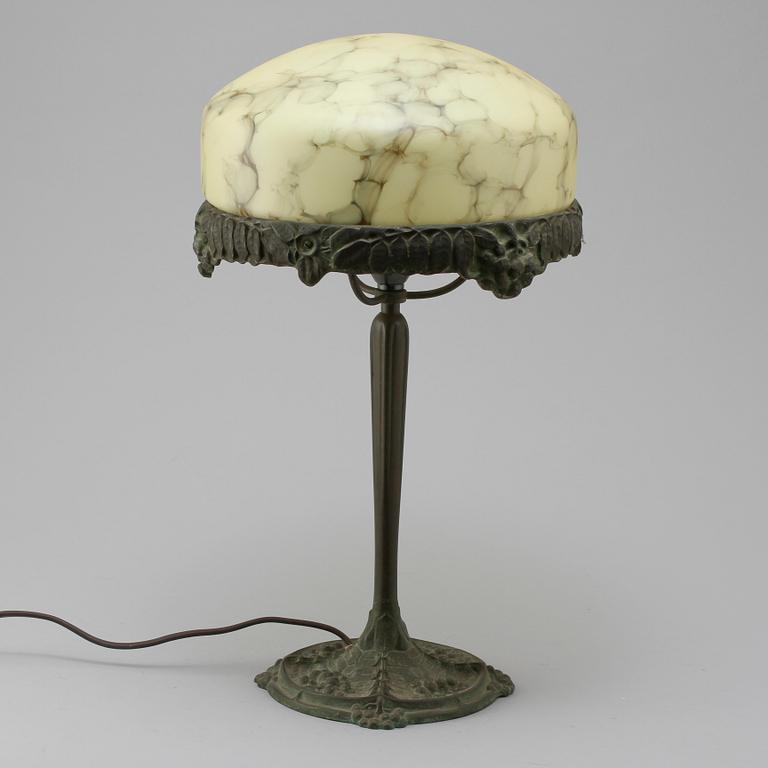 BORDSARMATUR, jugend, 1900-talets första del.