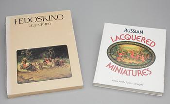 ASKAR samt böcker, 7 delar, lackarbeten, Ryssland. 1900-tal.