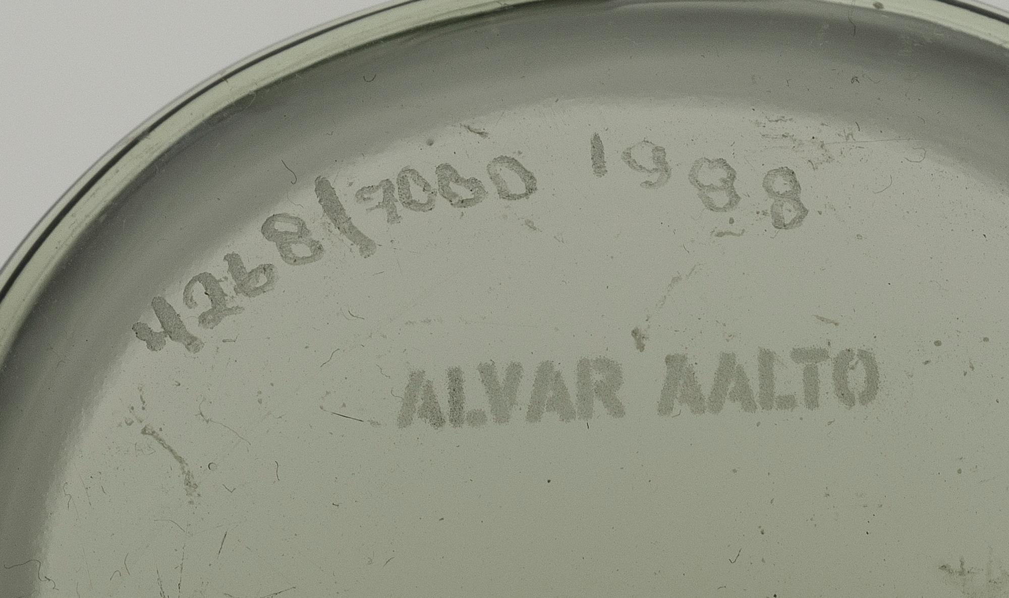 ALVAR AALTO, MALJAKOITA, 2 kpl, "Savoy", Iittala 1986 ja 1988. Signeerattu ja numeroitu.