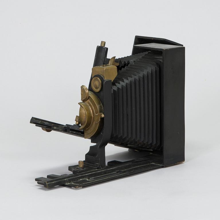 Arman (Armand Pierre Fernandez), Hommage à Nadar.