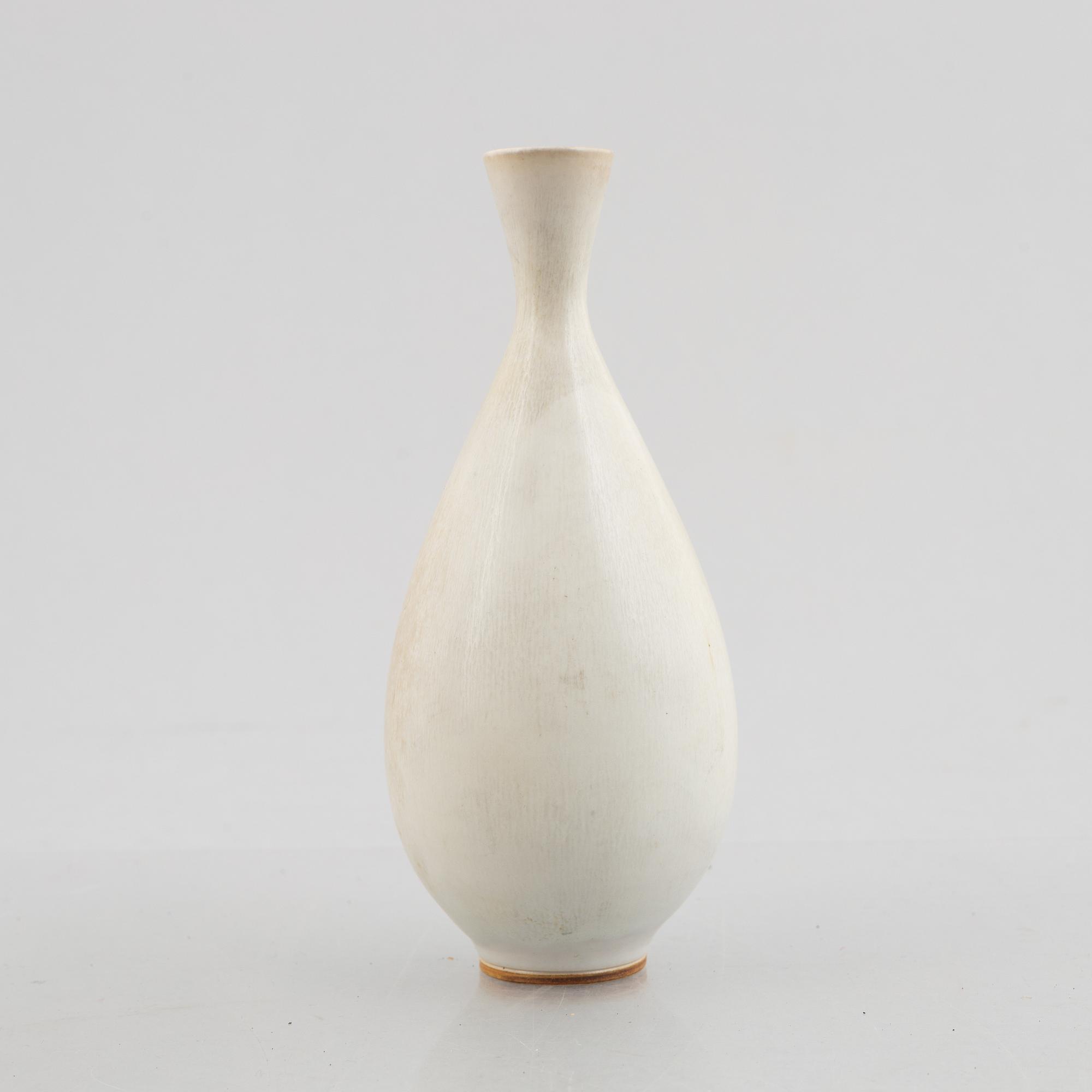 Berndt Friberg, a stoneware vase, Gustavsberg studio, 1954.