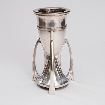 VAS, försilvrad mässing, Jugend, 1900-talets början.