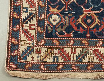 ANTIQUE SHIRVAN RUNNER. 461 x 120,5 cm.