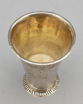 BÄGARE, silver, Berndt Johan Eschenburg, Enköping, 1762-1767 (1782). Tot vikt ca 62g.