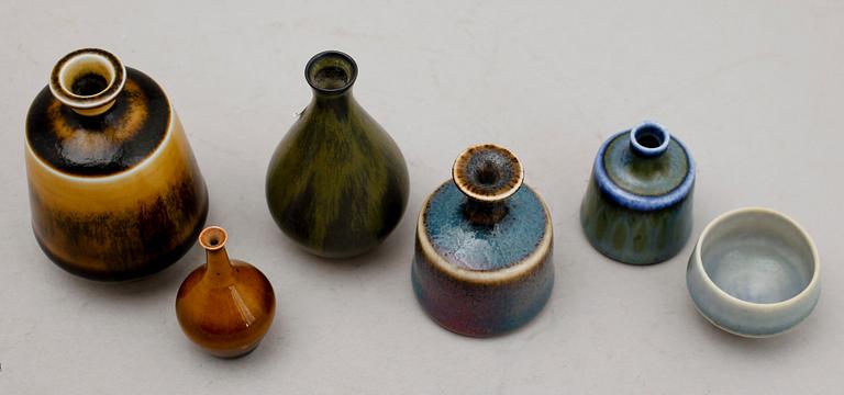 MINIATYRER, 6 st, stengods, bla Stig Lindberg, Gustavsberg.