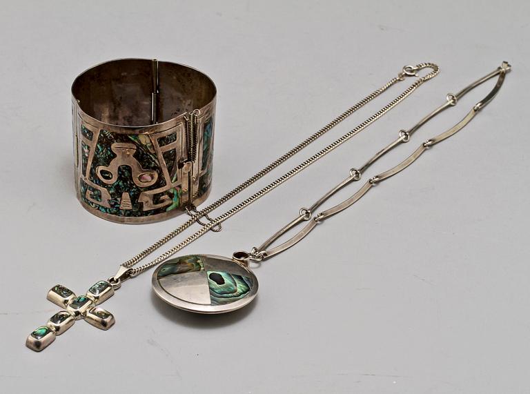 PARTI SMYCKE, 3 del, silver samt pärlemor, Mexiko, 1900-tal. Tot vikt 133 g.
