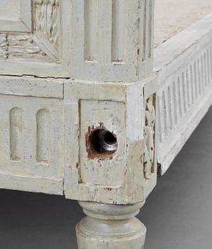 SÄNG. Gustaviansk, 1700-tal.