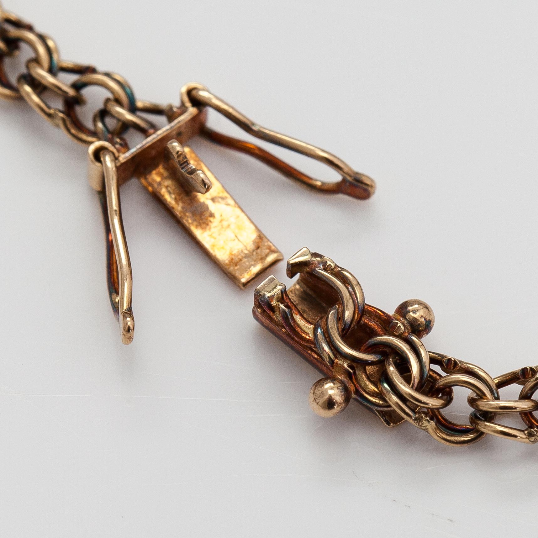 A 14K gold necklace. Aittamäki Ky, Nurmisjärvi 1992.