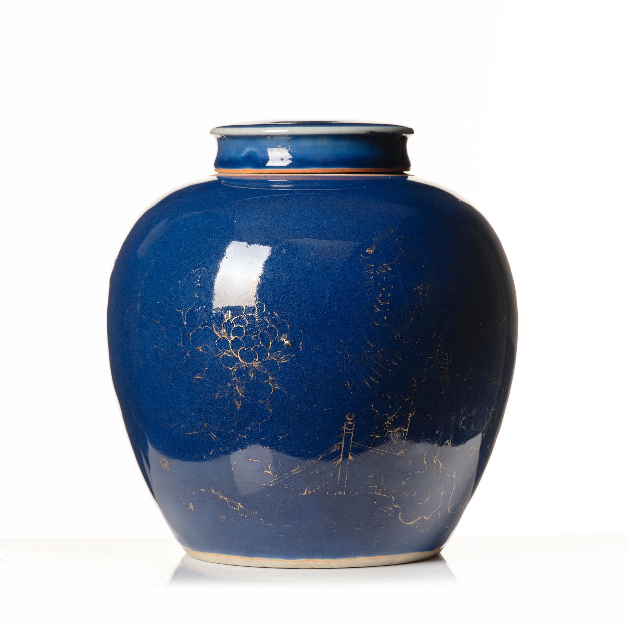 A blue glazed jar with cover, Qing dynasty, 18th Century.