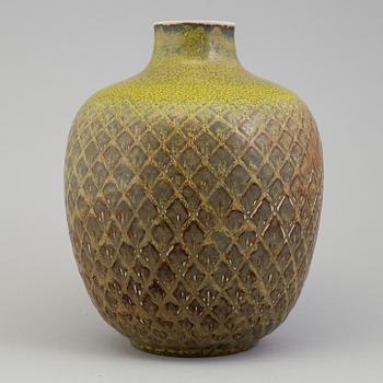 A Gerd Bogelund glazed ceramic vase for Royal Copenhagen
Denmark, 1960´s.