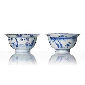 Skålar, ett par, porslin. Qingdynastin, Kangxi (1662-1722).