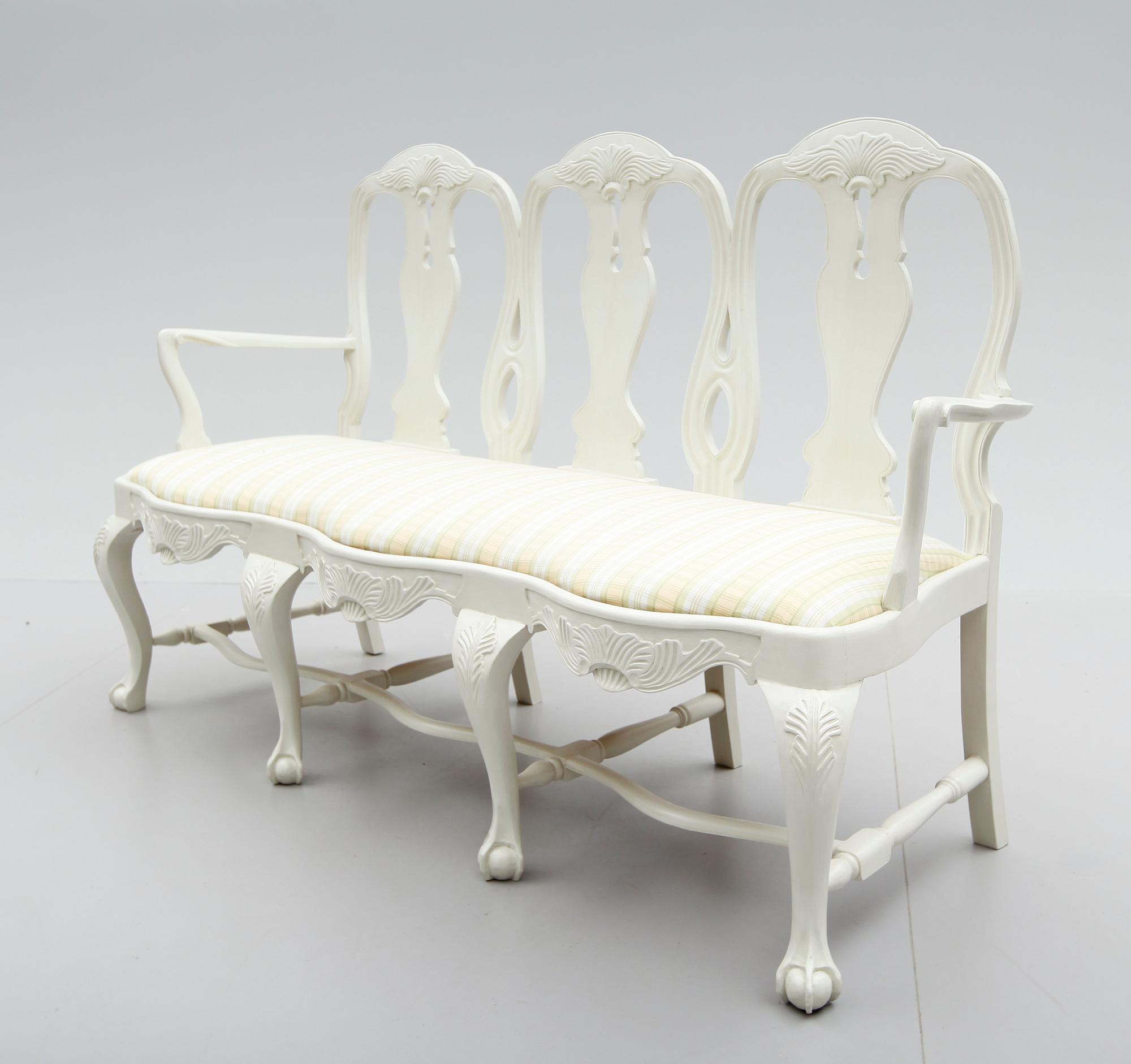 SOFFA, rokokostil, 1900-talets första hälft.