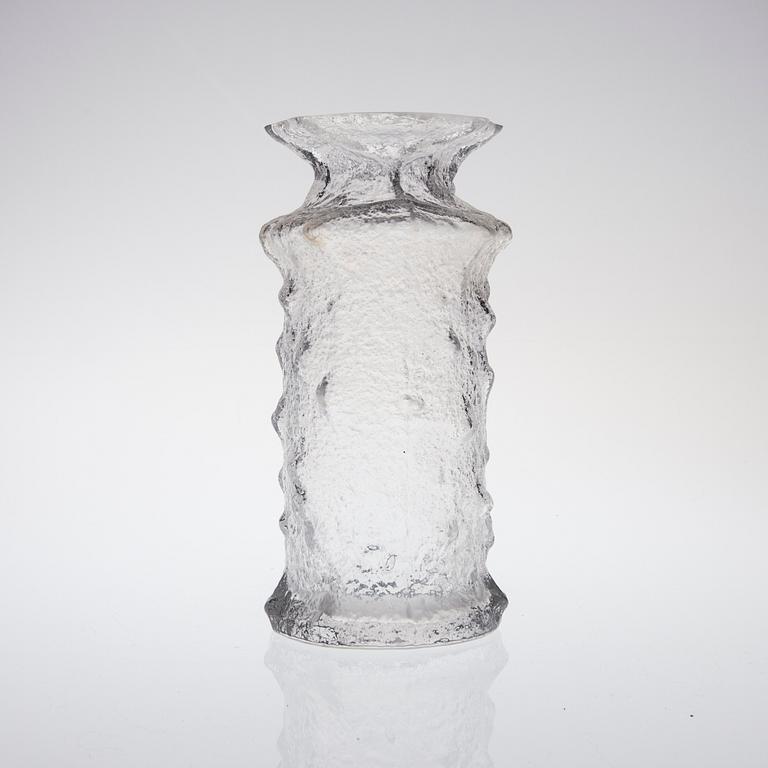 VAS, glas, "Rubus", signerad TS, Iittala, 1960-70-talet.