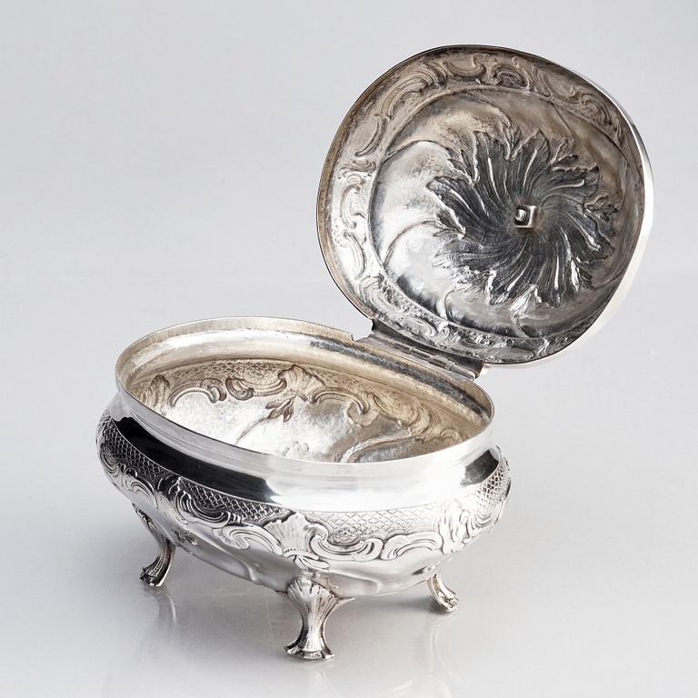 A Swedish 18th century silver sugar-casket, mark of Kilian Kelson, Stockholm 1760.