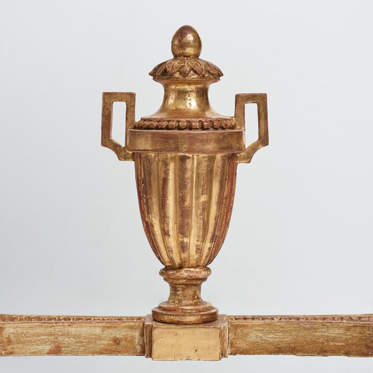 KONSOLBORD, Stockholmsarbete 1700-talets slut, Gustavianskt.