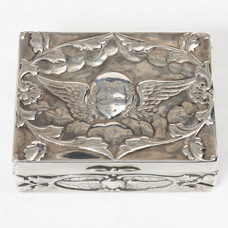 William Comyns & Sons, box, silver, London 1895.