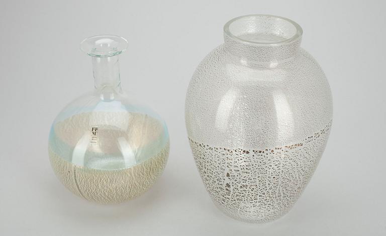 VAS, 2 st, glas, Effe Due och Dogi, Murano, signerade. 1900-talets senare hälft.