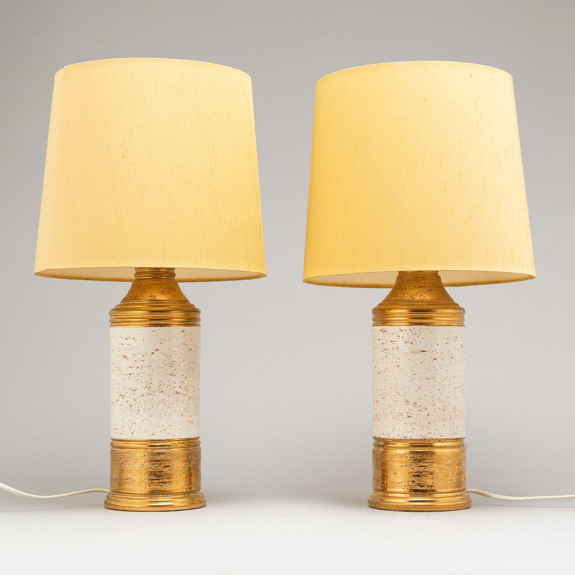 BORDSLAMPOR, ett par, lergods. Bergboms, Bitossi, Italien, 1900-talets andra hälft.