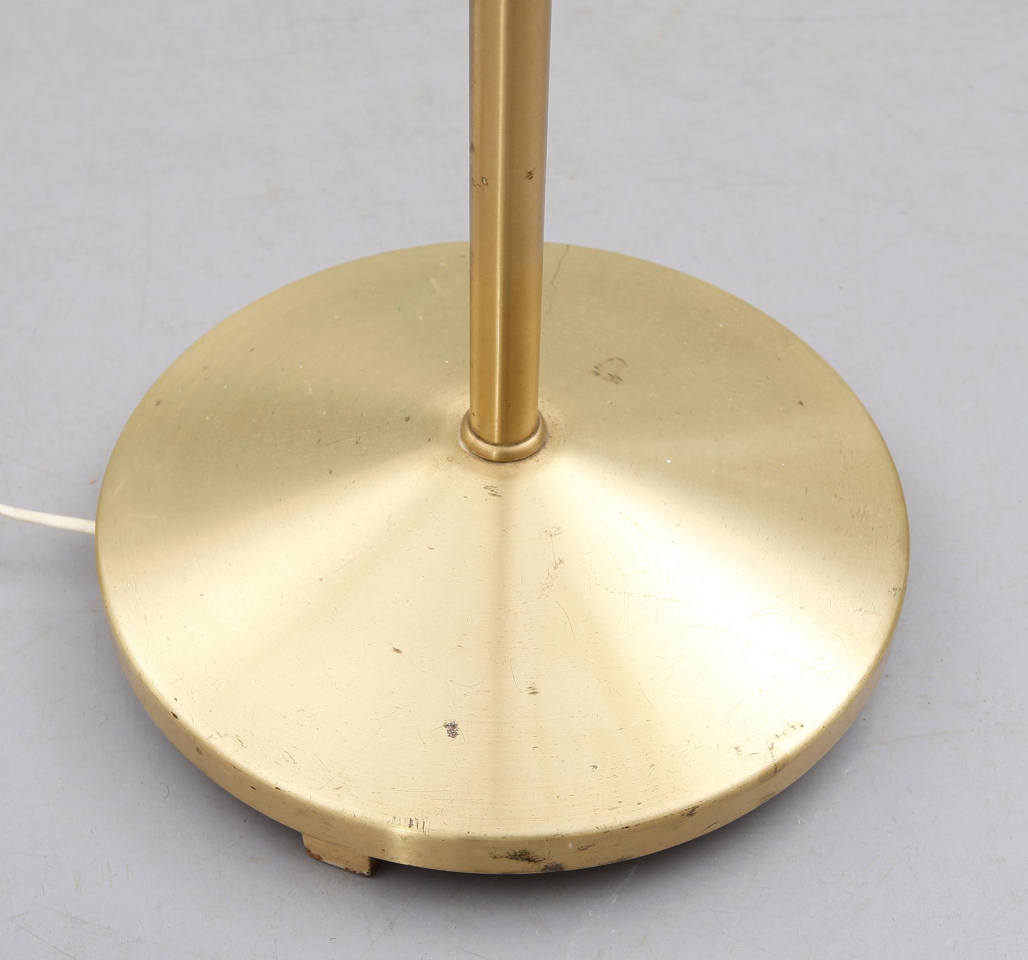 GOLVLAMPA, Asea 1748, 1900-talets andra hälft.