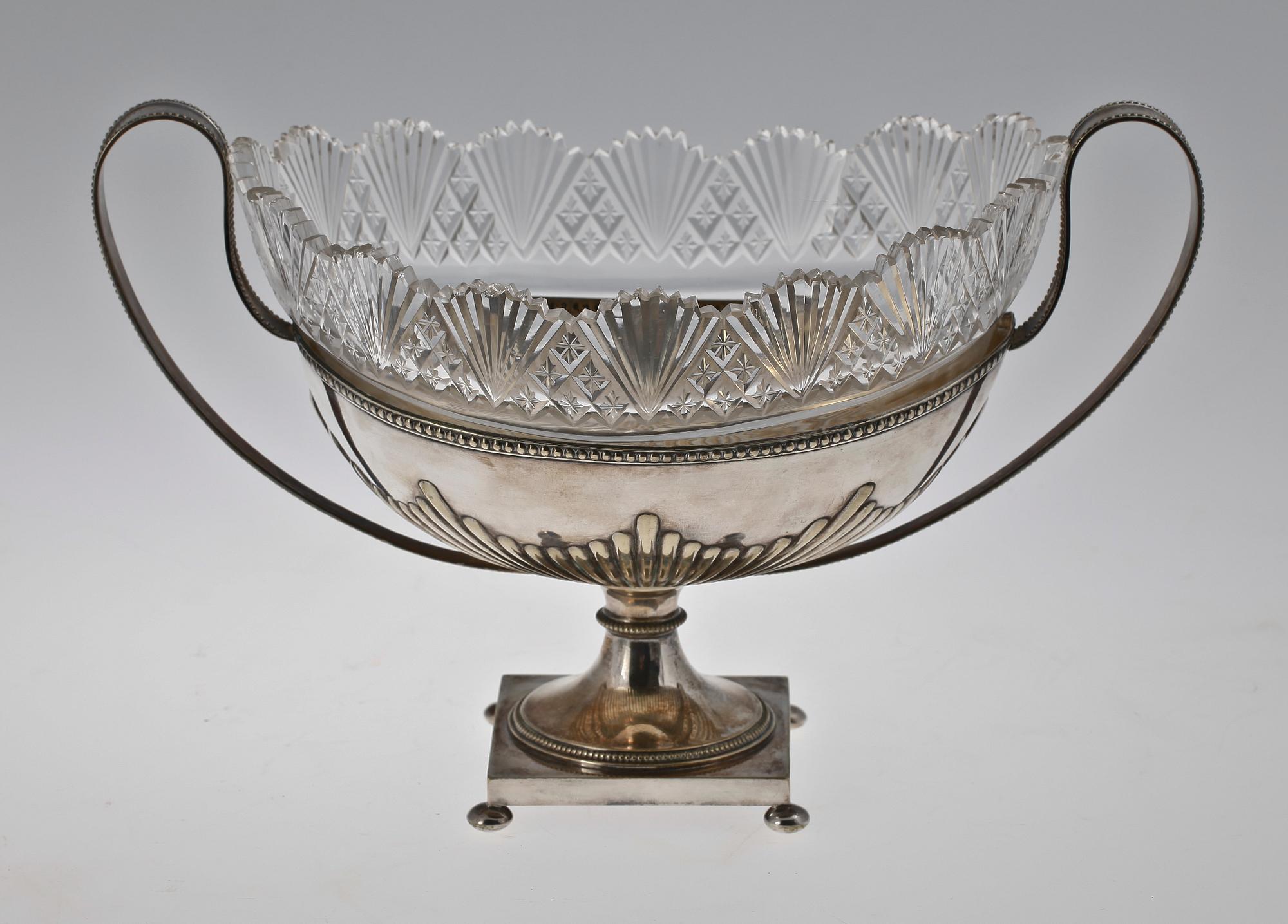 JARDINJÄR, nysilver och kristall, CG Hallberg, 1900-tal.