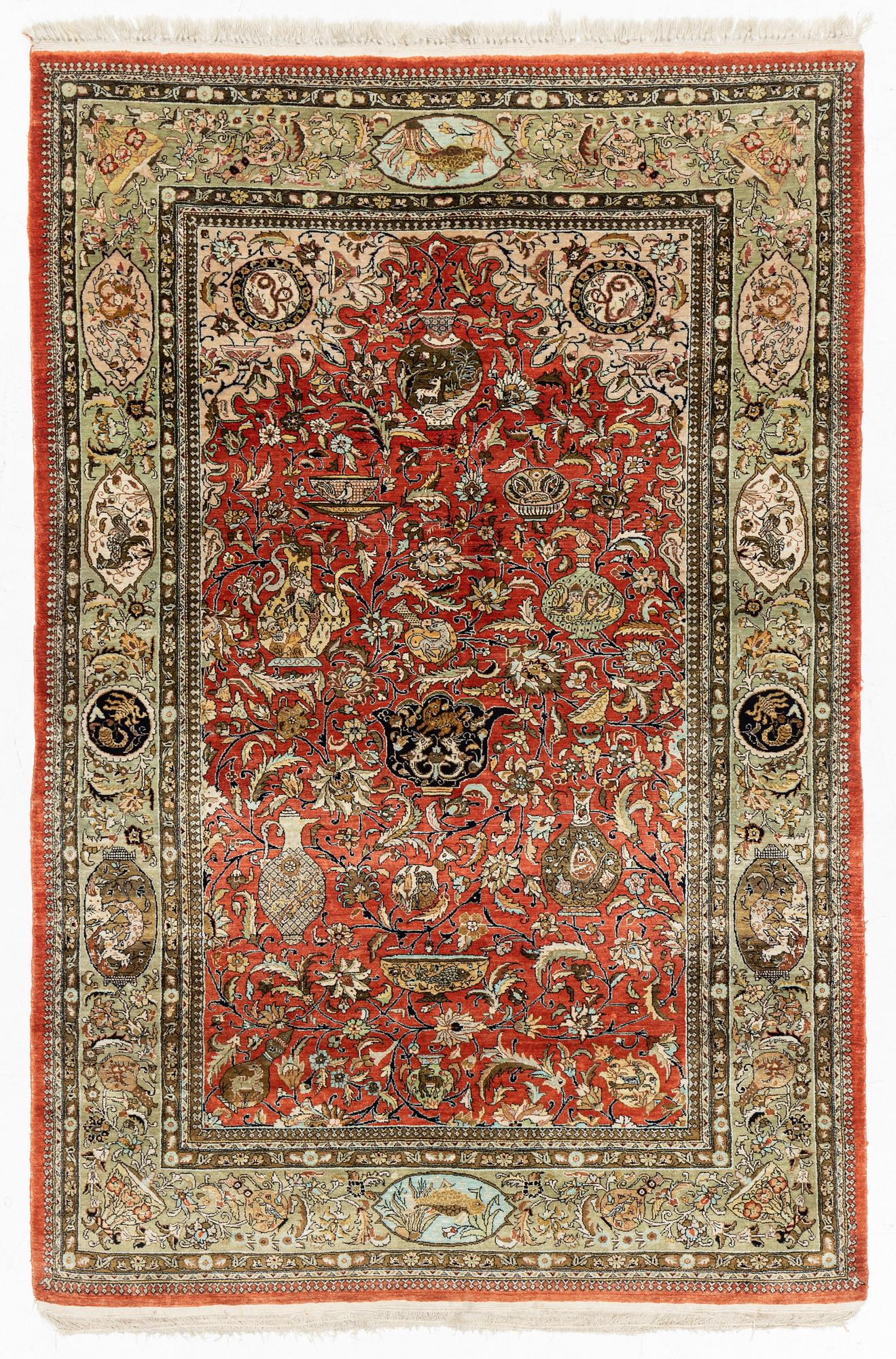 Matta, silke Ghom, ca 205 x 135 cm.