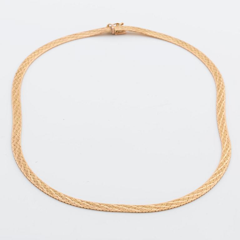 NECKLACE, semi-ridid link, 18K gold, approximatively 20 g.