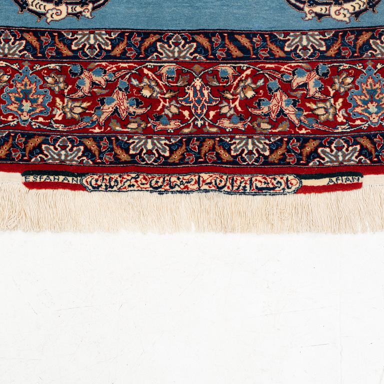 A pictoral Seirafian rug, signed (Hossein) Seirafian, ca 147 x 103 cm.