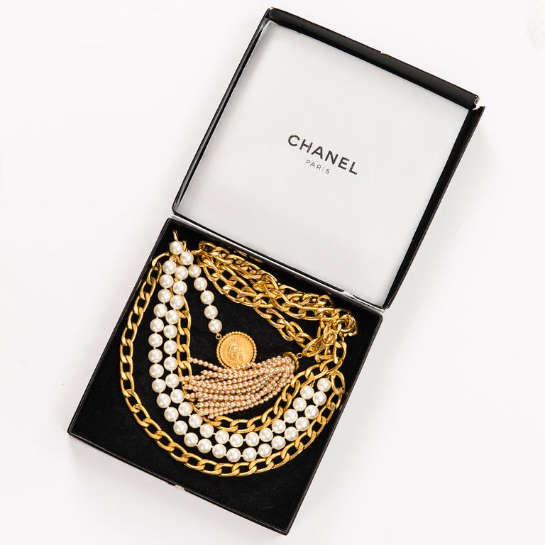 CHANEL, BÄLTE / KEDJA.