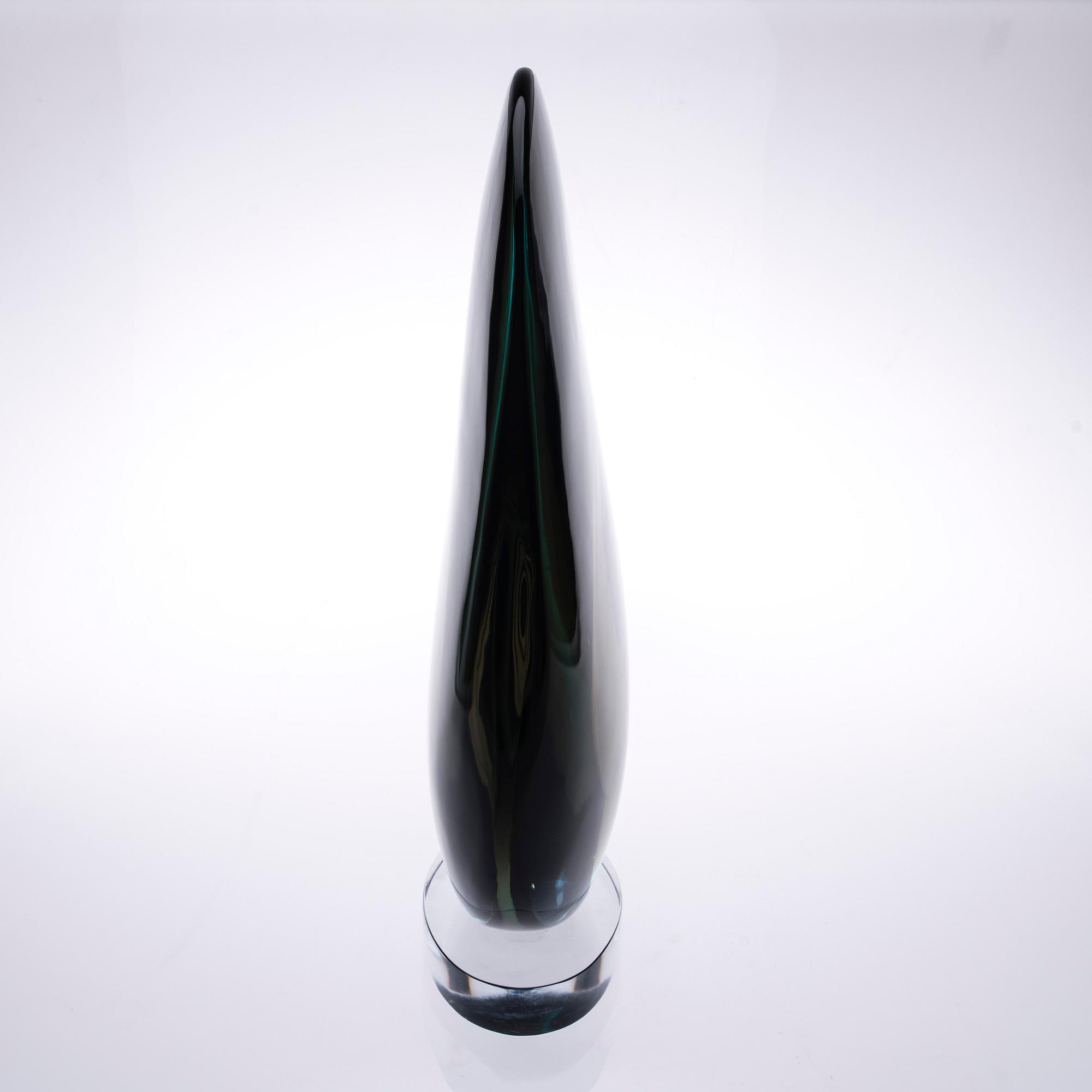 TIMO SARPANEVA, GLASSKULPTUR. Stabat mater. Sign. Timo Sarpaneva, studio Pino Sinoretto, Murano 1999.